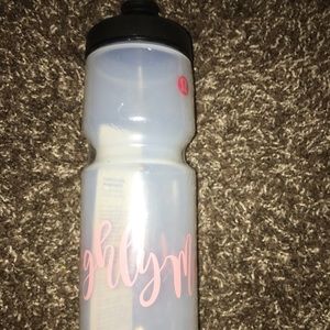 Lululemon water bottle
